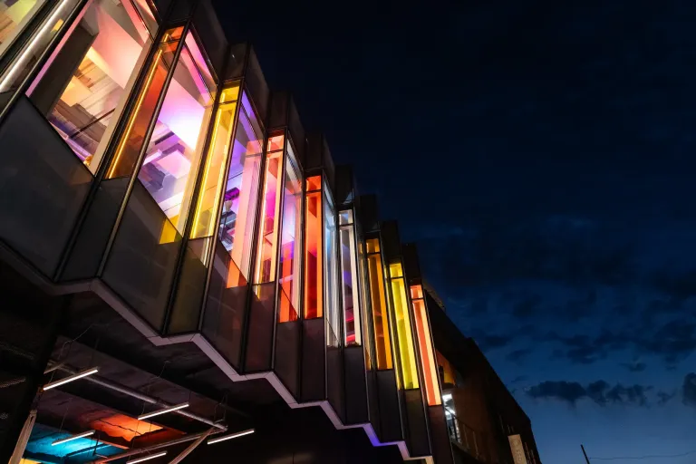 Acuerdo Exclusivo para Fabricar Unidades de Vidrio